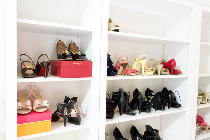 Shoe storage/display with the Ikea Hemnes shelves