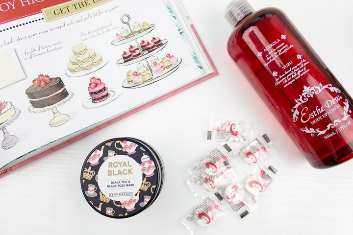 Sandwich masking with the DearPacker Black Tea & Black Rose Mask