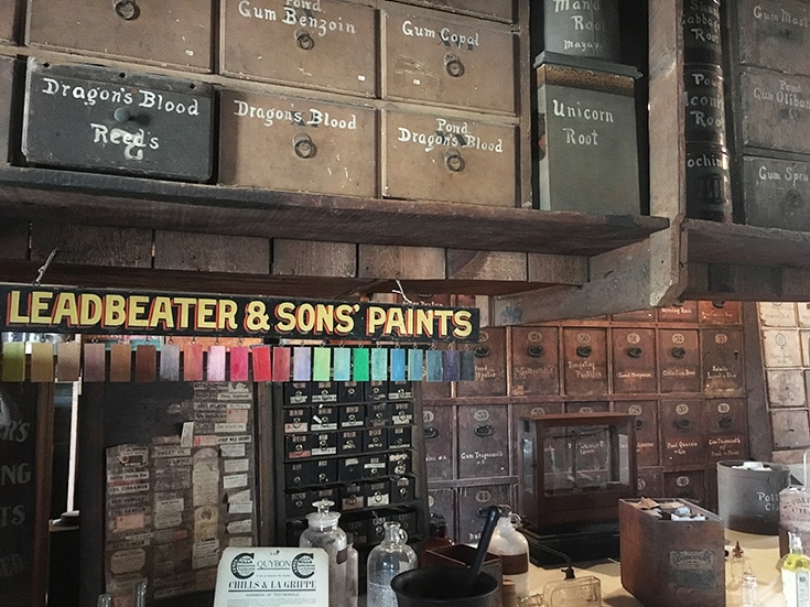 Mixing old & modern in Old Town Alexandria // Stabler-Leadbetter Apothecary Museum