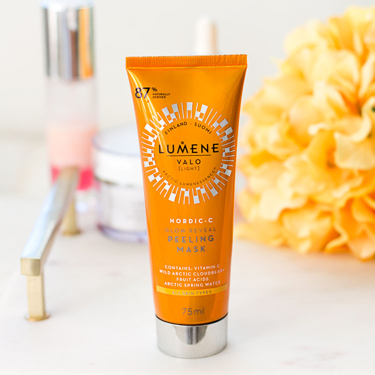 Lumene Valo Glow Reveal Peeling Mask