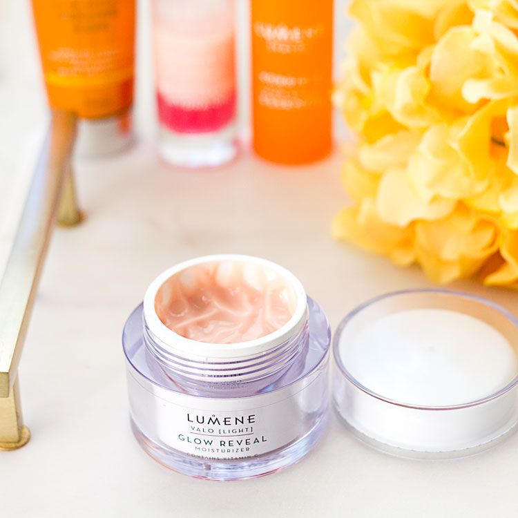 Lumene Valo Glow Reveal Moisturizer