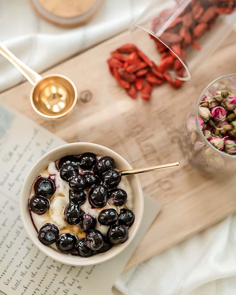 easy frozen blueberry yogurt for a quick snack